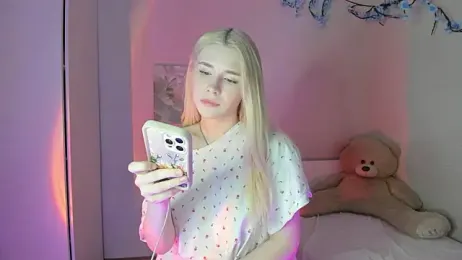 Alisa_Black_Star — modelo de webcam en línea en stripchat