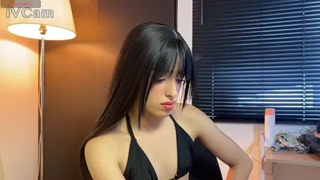 pretty_loly1 — Stripchat stream photo (Oct 2025)