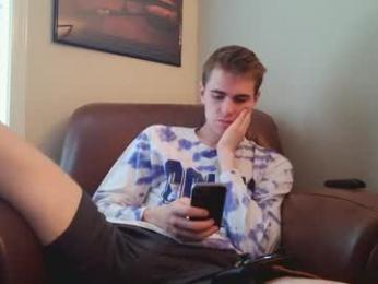 finnabun33 — Chaturbate stream photo (Apr 2026)