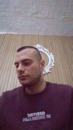 Viki84 — modelo de webcam en línea en cam4