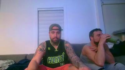 wildhetero — modelo de webcam en línea en cam4