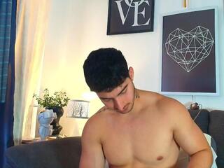 Thom Roger — Flirt4free stream photo (Apr 2026)