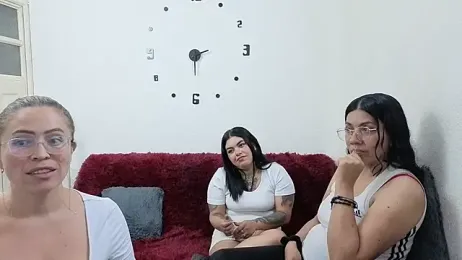 lesb_milf — Stripchat stream photo (Jun 2026)