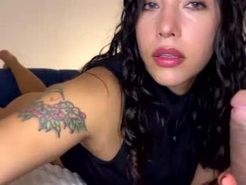 bonniexclyde01 — Chaturbate stream photo (Jul 2026)