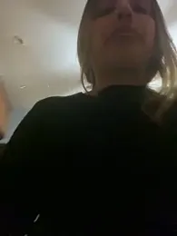 Karittolove — Stripchat stream photo (Apr 2025)