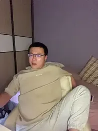 YoY-man — Stripchat stream photo (Mar 2026)