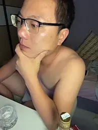 YoY-man — Stripchat stream photo (Mar 2026)