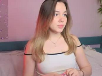 kebesheska — modelo de webcam en línea en chaturbate