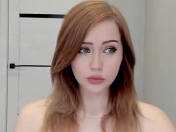 luiza012 — Chaturbate stream photo (Dec 2025)