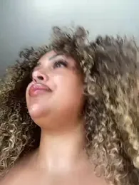 CaramelCarmenxox — Stripchat stream photo (Jul 2026)