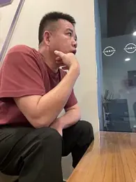 MRhuang007 — Stripchat stream photo (May 2026)