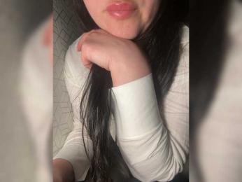 Kohanka — modelo de webcam en línea en bongacams