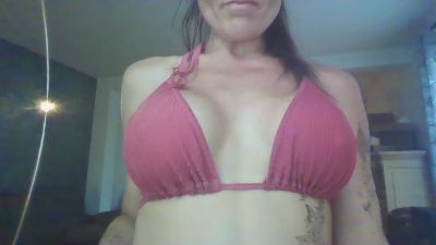 ElleestOuu — Cam4 stream photo (May 2026)