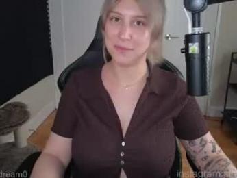 alexa_dream — Chaturbate stream photo (Jun 2026)