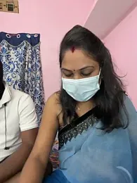 Lovlycouple1 — Stripchat stream photo (Nov 2025)
