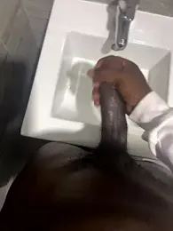 Bigddeee — Stripchat stream photo (Aug 2025)