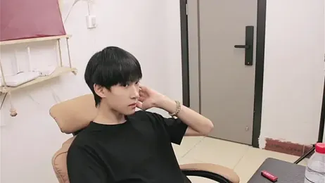 Kkky-123 — Stripchat stream photo (Aug 2026)