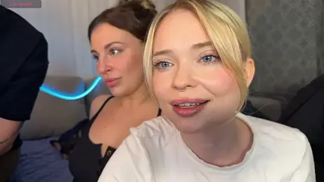 dollfromvenus — Stripchat stream photo (Mar 2026)