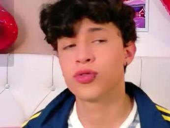 axel_evanss — Chaturbate stream photo (Feb 2026)