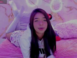 Natasha Smiith — modelo de webcam en línea en flirt4free