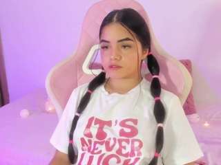 valeria-10 — Camsoda stream photo (Dec 2025)