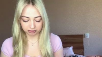 AleaseIyo — Cam4 stream photo (Apr 2026)