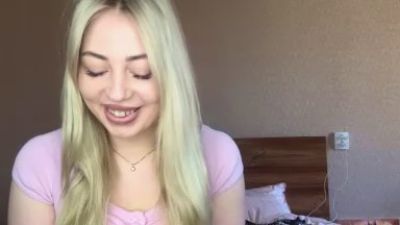 AleaseIyo — Cam4 stream photo (Apr 2026)