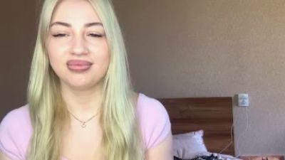 AleaseIyo — Cam4 stream photo (Apr 2026)