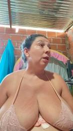 Maturealexa — modelo de webcam en línea en cam4