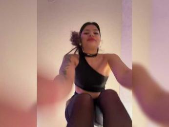 -MaybeBaby- — modelo de webcam en línea en bongacams