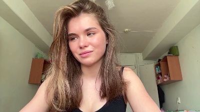 TreenaGata — Cam4 stream photo (Jun 2026)
