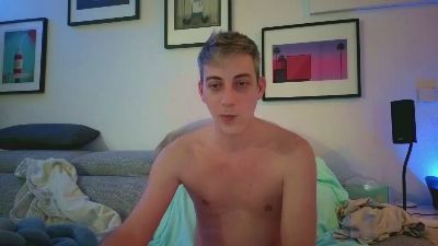 HuGo4K — modelo de webcam en línea en cam4