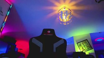 HuGo4K — modelo de webcam en línea en cam4