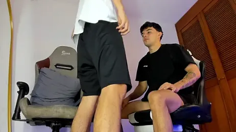 sotooliver3 — modelo de webcam en línea en stripchat