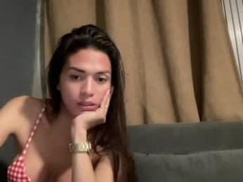 cheskahouston — modelo de webcam en línea en chaturbate