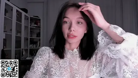 rina_tv — modelo de webcam en línea en stripchat