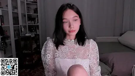 rina_tv — modelo de webcam en línea en stripchat