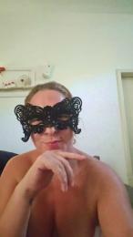 LadyDark — Cam4 stream photo (Aug 2026)
