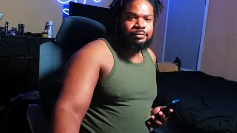 rogue42911 — Stripchat stream photo (Aug 2026)