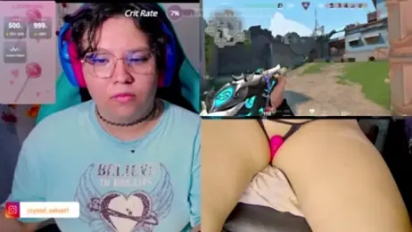crystal7u7 — Stripchat stream photo (Nov 2023)