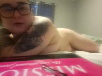 cherryvibe_xxx — modelo de webcam en línea en chaturbate