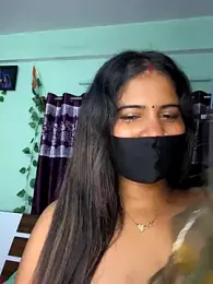 V-hot-sweit — Stripchat stream photo (Aug 2025)