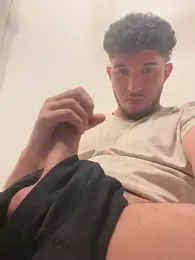 jackthan — modelo de webcam en línea en stripchat