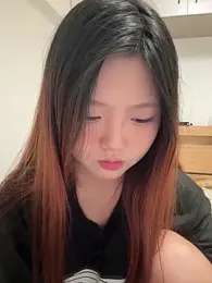 mimi9420 — Stripchat stream photo (May 2026)