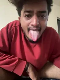 Seenu2199 — Stripchat stream photo (Jun 2026)