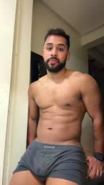 Safadodotado27 — modelo de webcam en línea en cam4