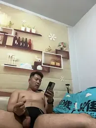 Zxb520zxb — modelo de webcam en línea en stripchat