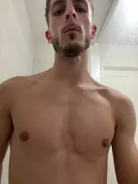 lypirt — modelo de webcam en línea en stripchat