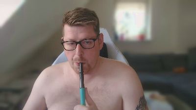 benzinimblut — Cam4 stream photo (Mar 2026)