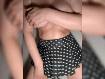 Sandra-public-boobs — bongacams